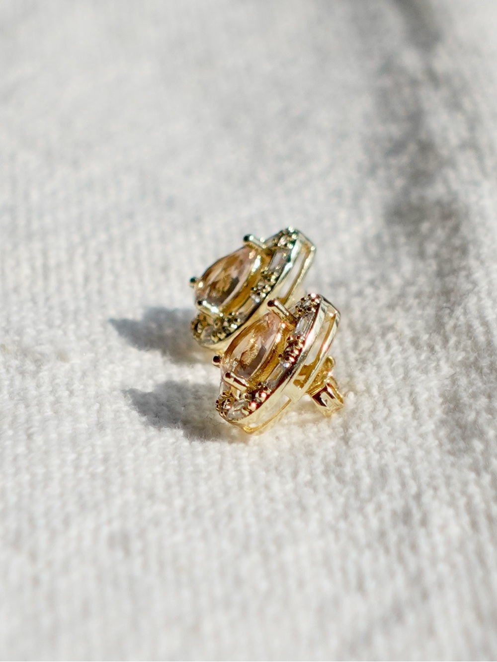 NEW! Gold Teardrop Crystal Stud Earrings - Champagne - Picture 3 of 4